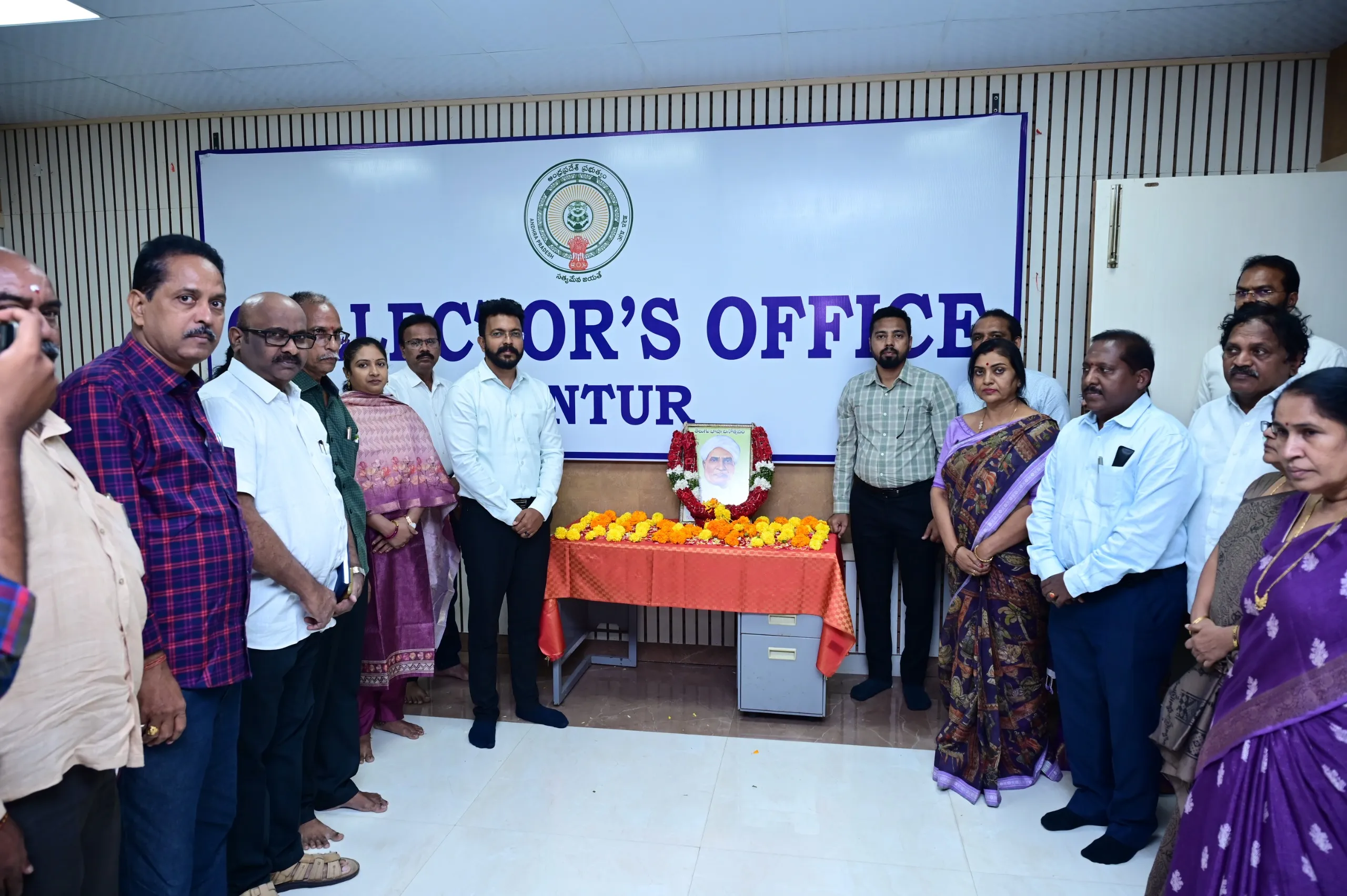 వ్యవహారిక భాష పితామహుడు గిడుగు రామమూర్తి...