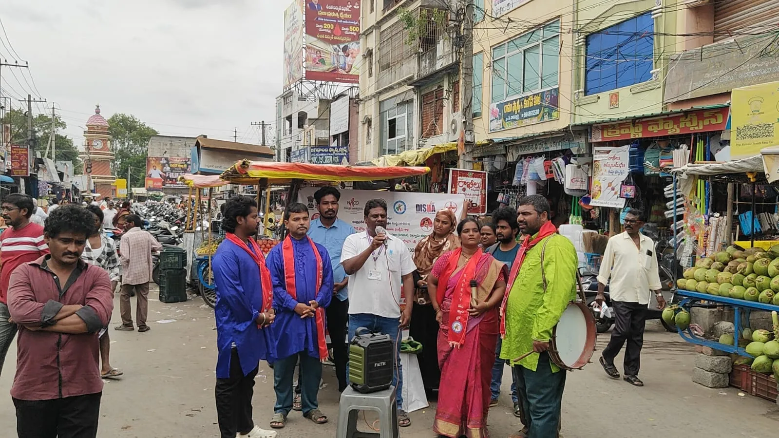 హెచ్‌ఐవీపై అవగాహనకు వీధి నాటకాల ప్రదర్శన