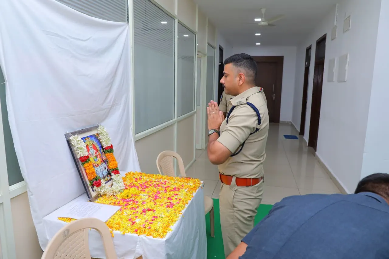 పల్నాడు ఎస్పీ కార్యాలయంలో ఘనంగా విశ్వకర్మ జయంతి వేడుకలు