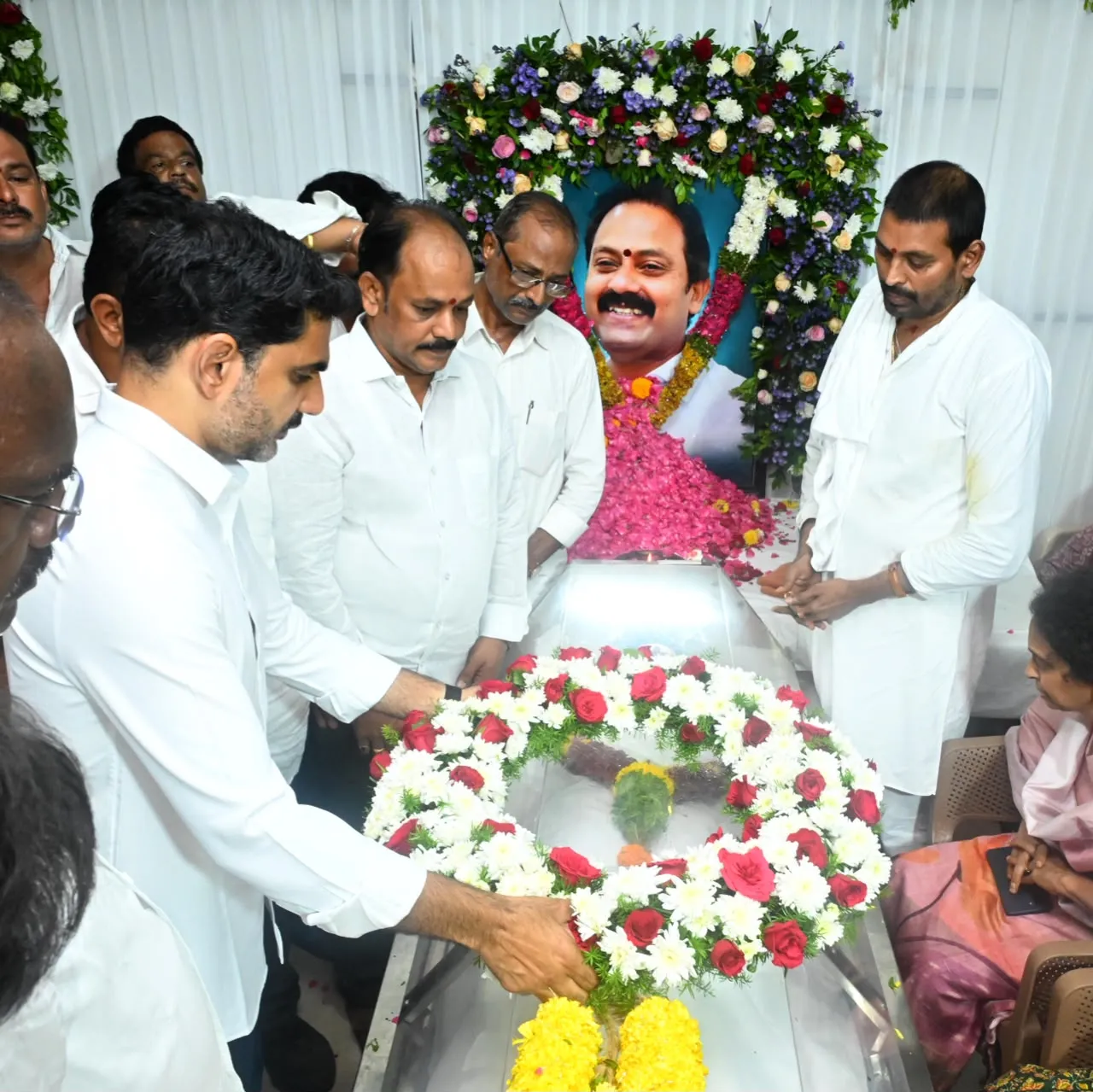 రాజకీయాల్లో హుందాతనానికి ప్రతీక ఆళ్ల నాని