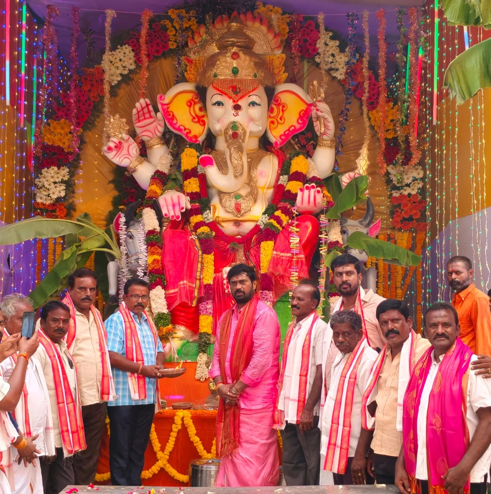 మంత్రి నారా లోకేష్ సంకల్పానికి గణనాధుని ఆశీస్సులు:డాక్టర్.ఎం.రమేష్ రావు 