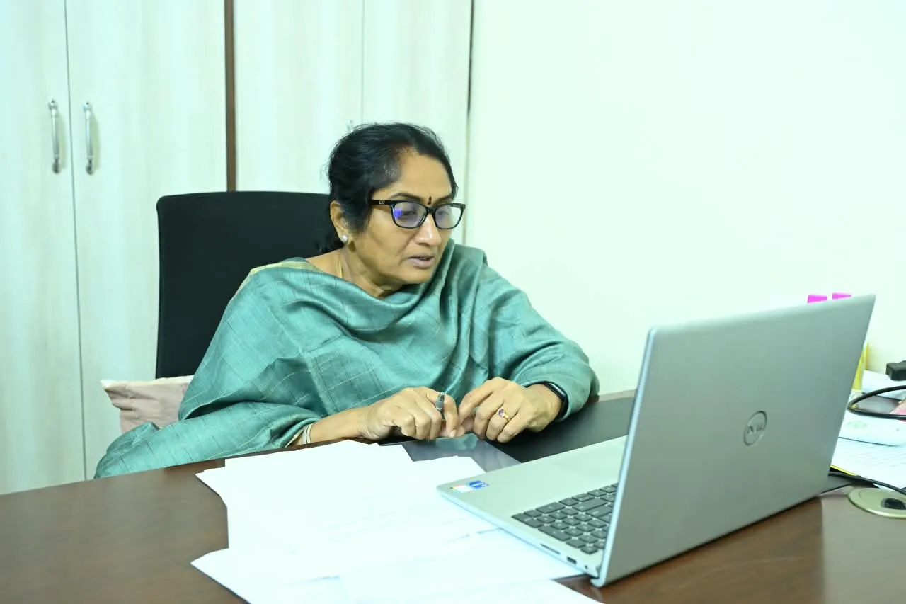 50 ఏళ్లు నిండిన నేతన్నలందరికీ పెన్షన్లు