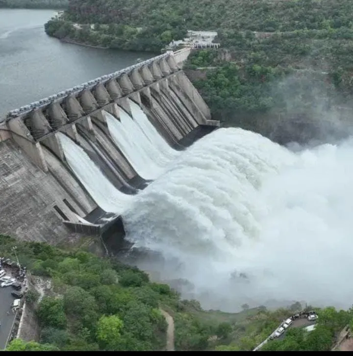 నాగార్జునసాగర్‌కు 35,968 క్యూసెక్కుల ఇన్‌ఫ్లో..
