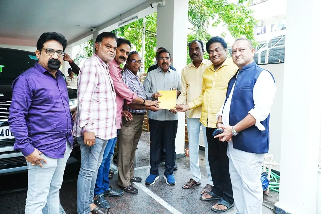 జర్నలిస్టుల హౌసింగ్ స్కీమ్‌పై సీఎం సానుకూలం : మంత్రి నారాయణ