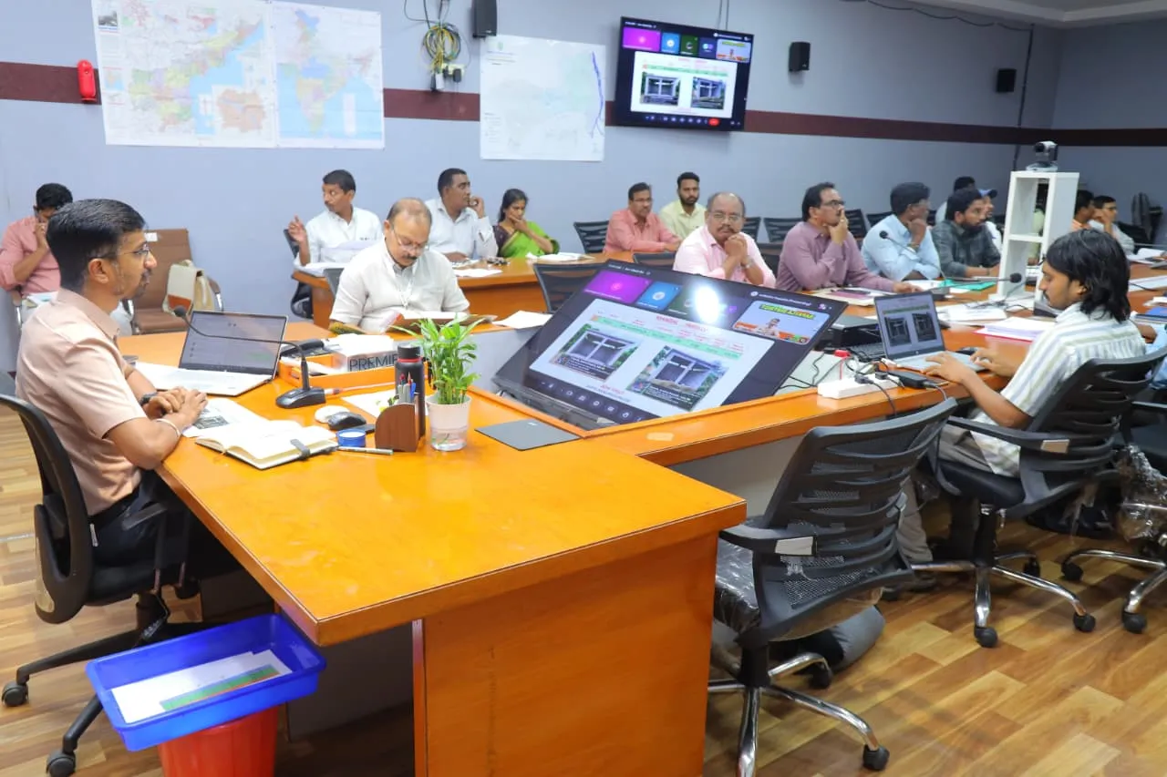 పాఠశాలల్లో అదనపు గదులు, మరుగుదొడ్ల నిర్మాణాలు వేగవంతం చేయాలి