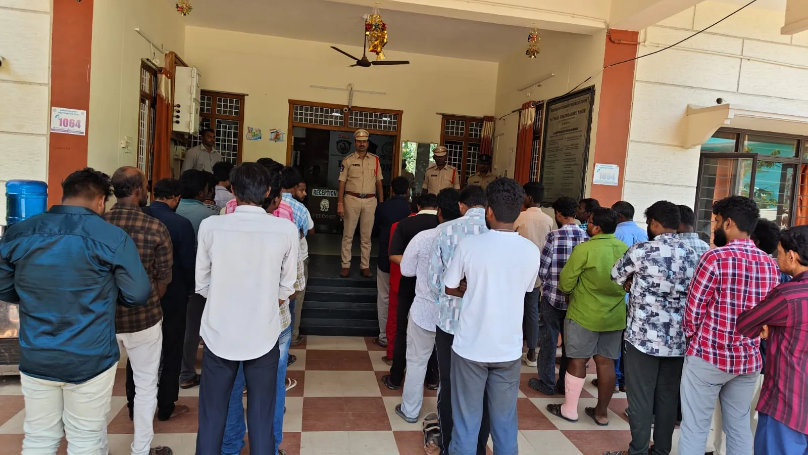 చట్ట వ్యతిరేక కార్యకలాపాలకు పాల్పడితే పీడీ యాక్ట్‌ తప్పదు..